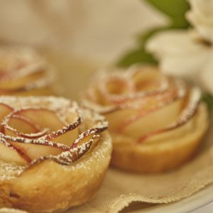 1711 Macadamia filled pastry roses (14)
