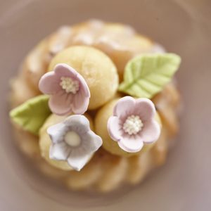 1811 Macadamia mini bundt cakes with macadamia 'Easter eggs' (19)