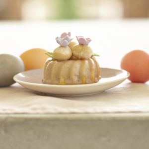 1811 Macadamia mini bundt cakes with macadamia 'Easter eggs' (21)