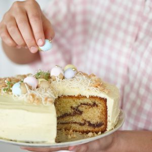 Easter cake with macadamias