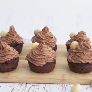 macadamia-beetroot-cacao-cupcakes