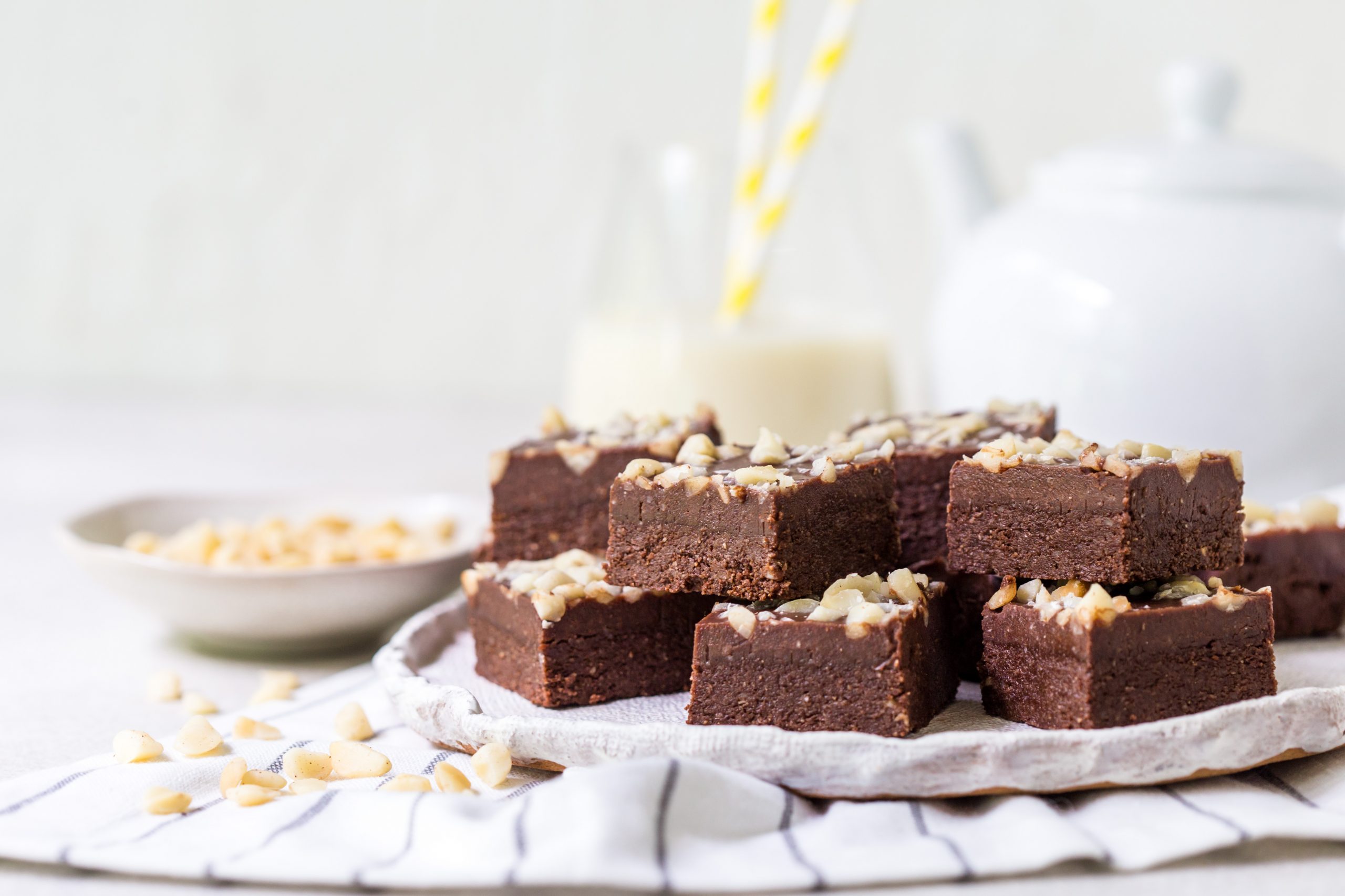 No bake gluten free macadamia brownies - Australian Macadamias
