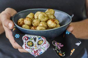 Halloween habanero slimed macadamias - Halloween Recipe