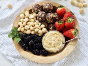 macadamia snack plate