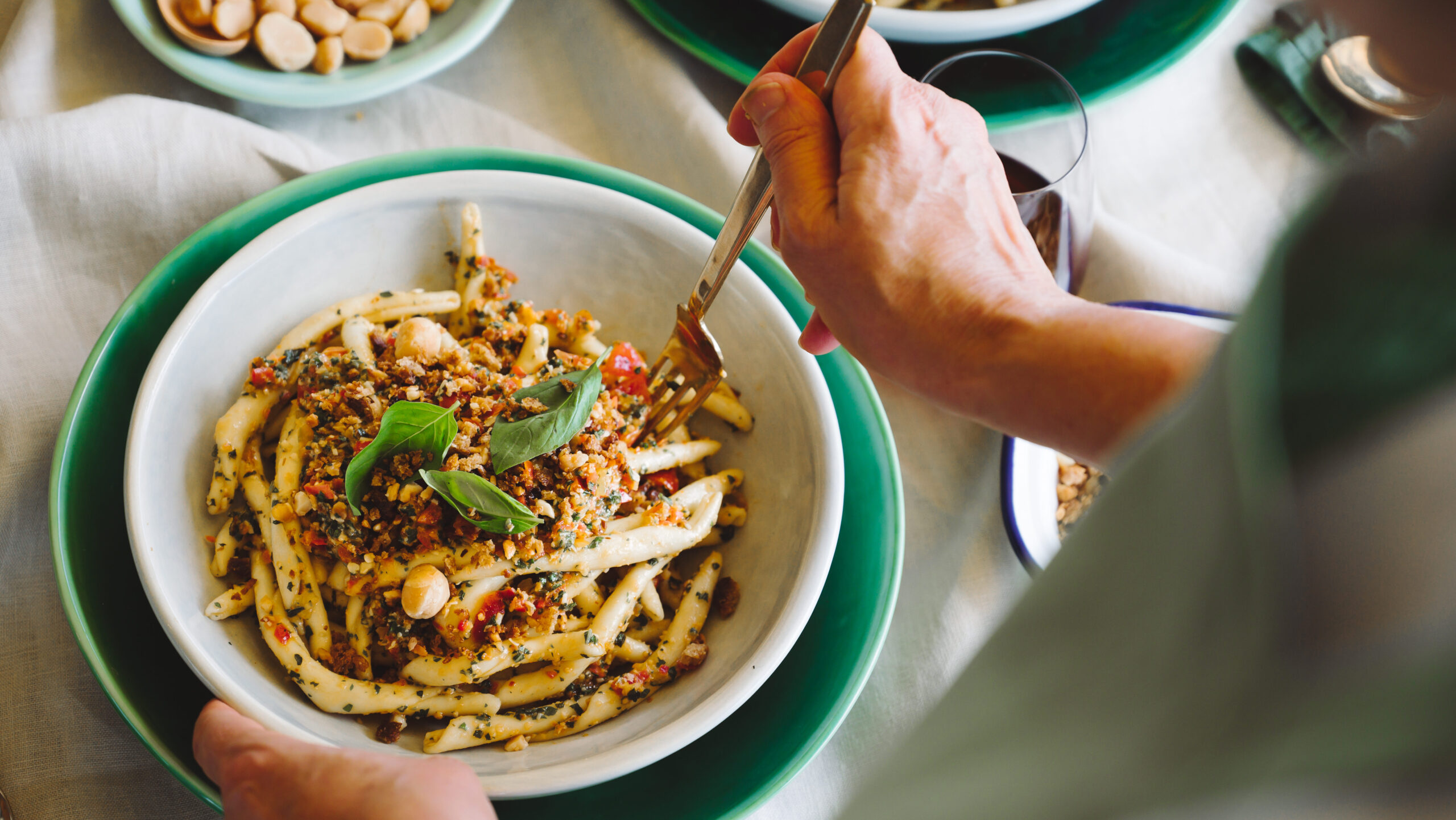 Sicilian macadamia and tomato pesto Pesto alla Trapanese