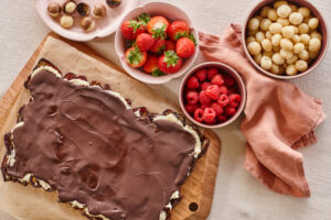 Macadamia butter date bark