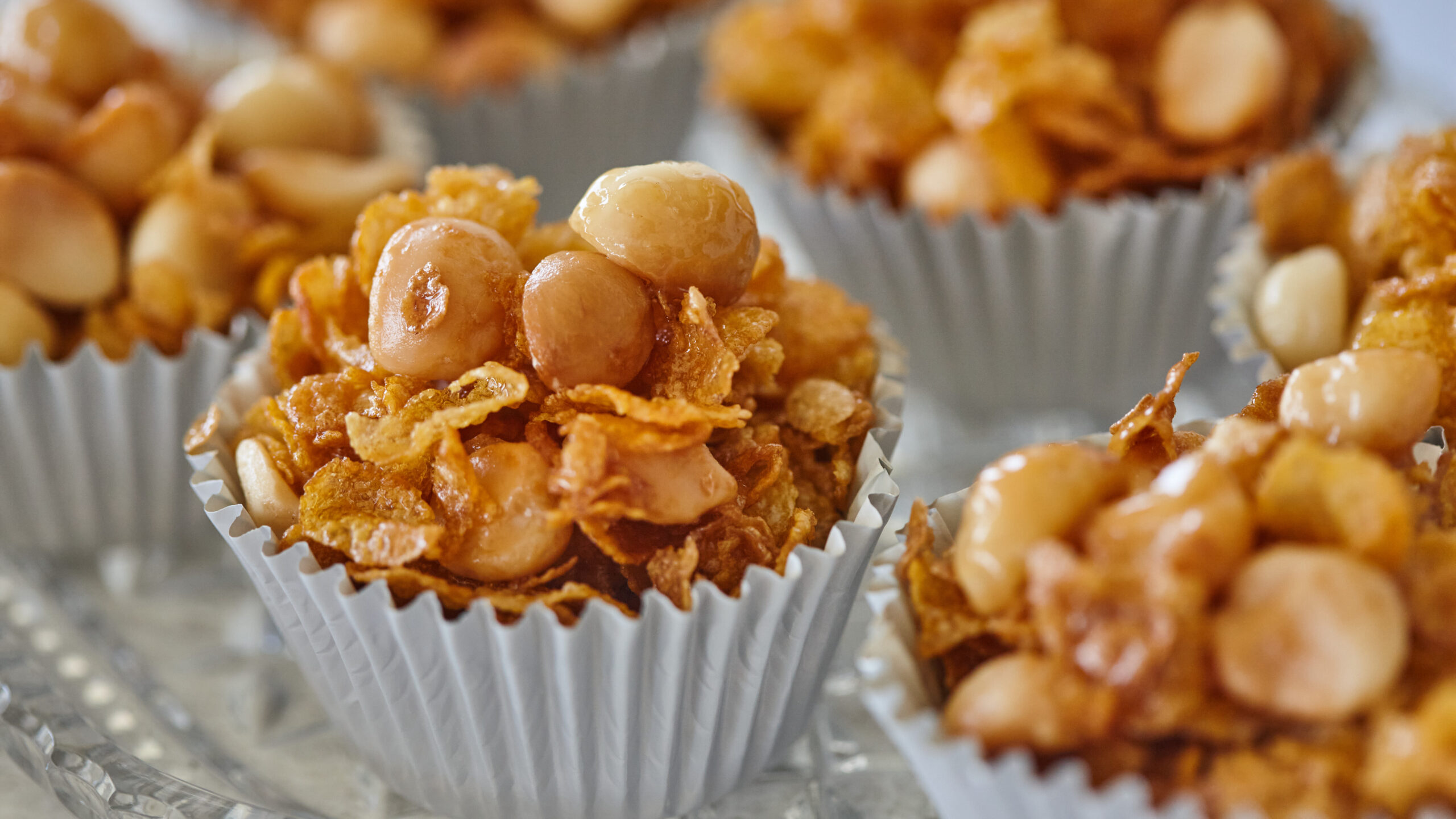 Macadamia honey joys