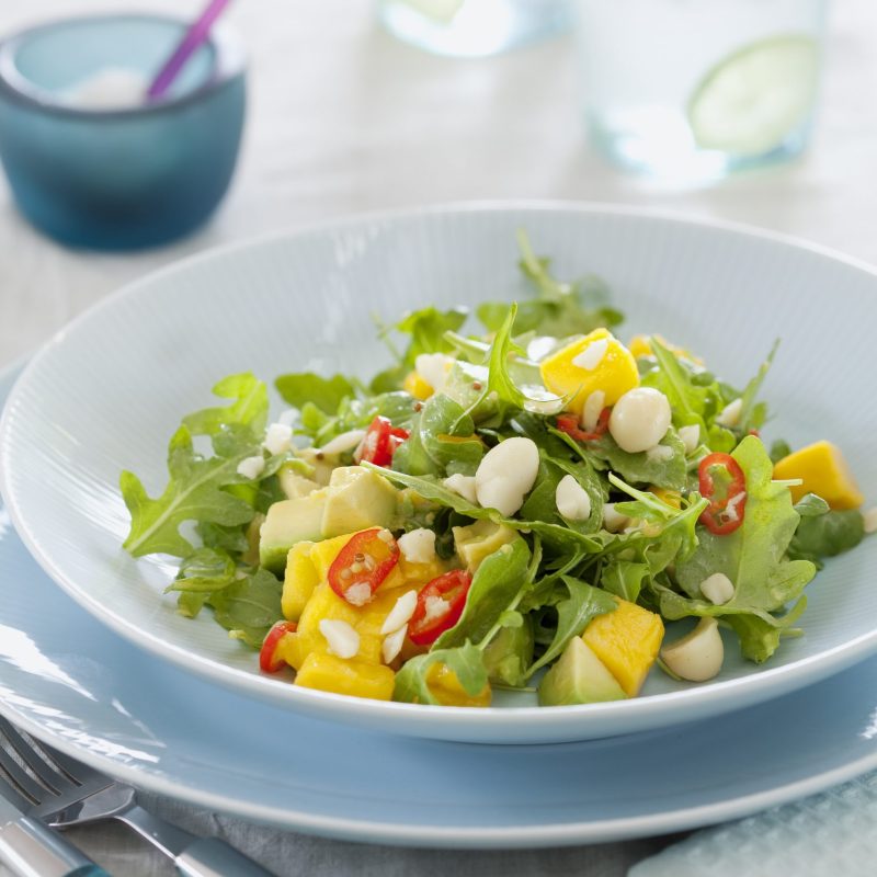 1012 Mango, avocado and macadamia salad