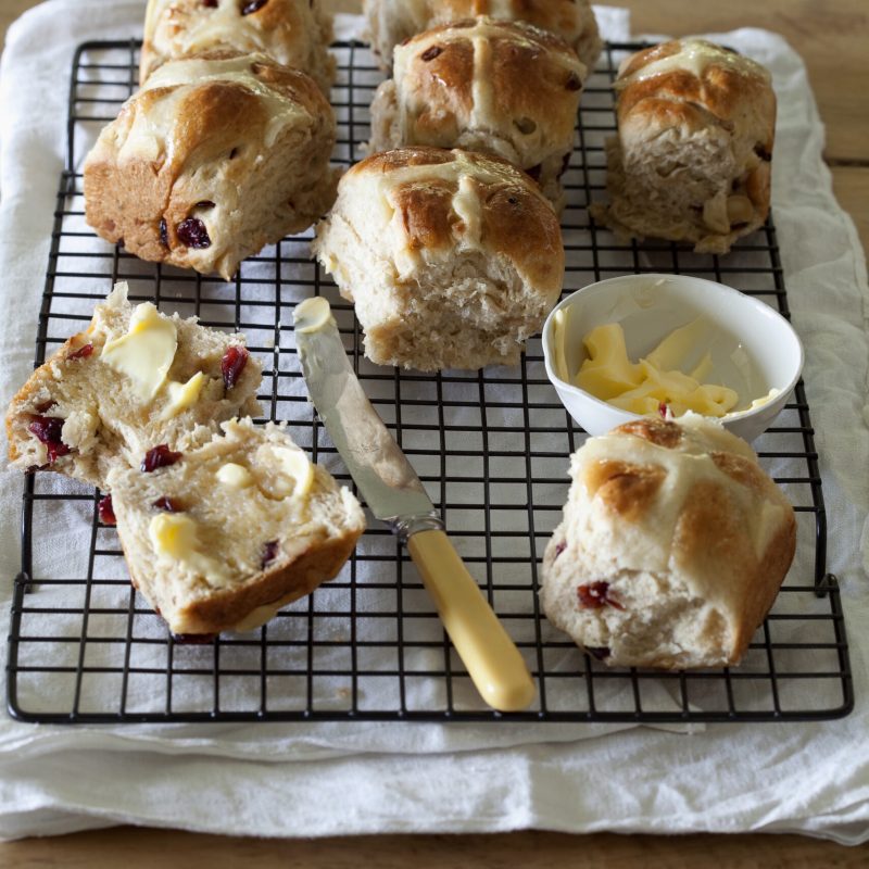 Hot cross buns with macadamias