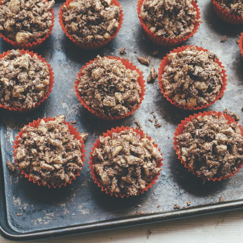 1409-Macadamia-chocolate-crackles-
