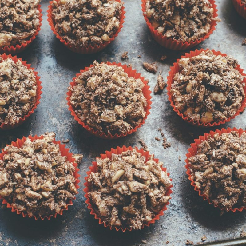1409-Macadamia-chocolate-crackles-