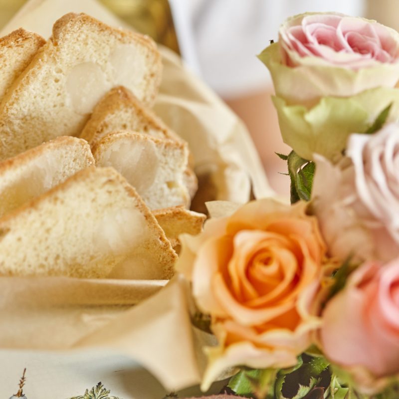 1703-crisp-macadamia-bread-3-