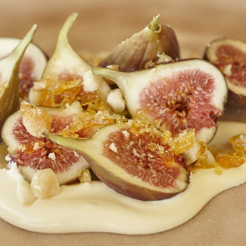 Fresh figs with macadamia praline