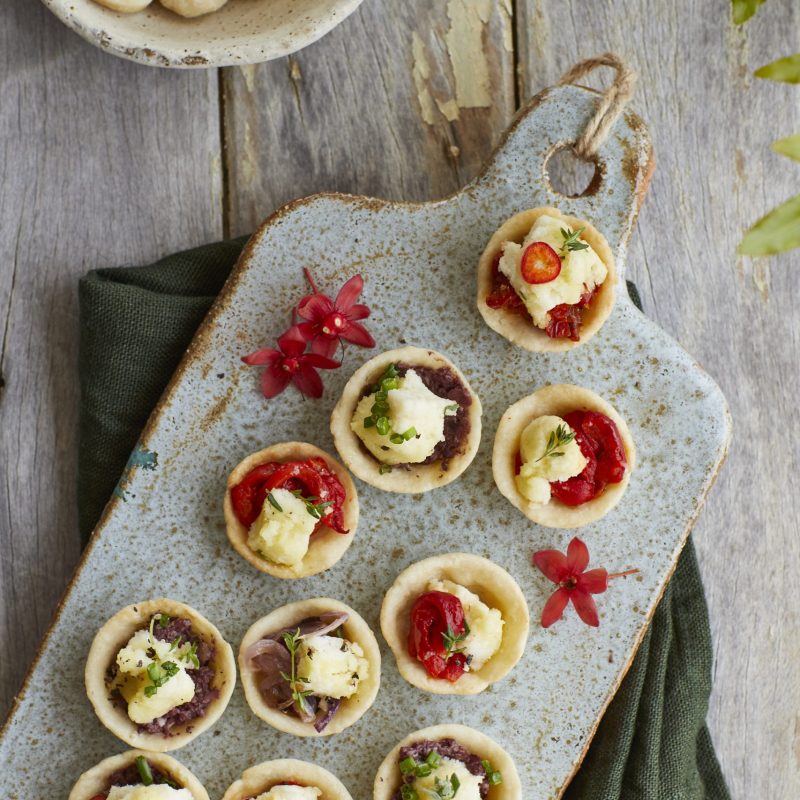 1912 Christmas canape macadamia tartlets (2)