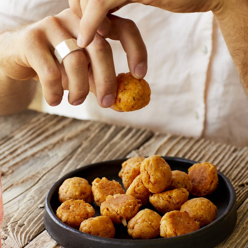 1912 Macadamia chorizo cheese balls (1)