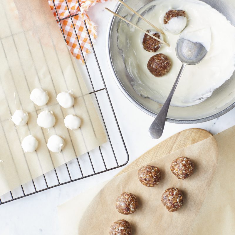 2002 White chocolate covered macadamia bliss balls and whole macadamias - step 4
