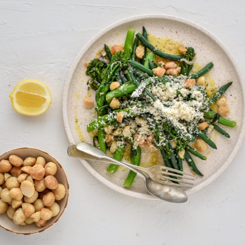 sautéed broccolini with macadamias