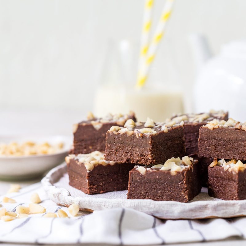 No bake gluten free macadamia brownies